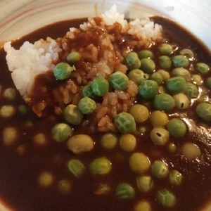 グリンピース入りカレー